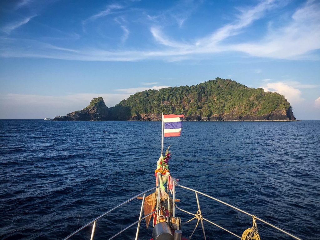 Similan群岛居住船上邪恶潜水泰国Koh Bon