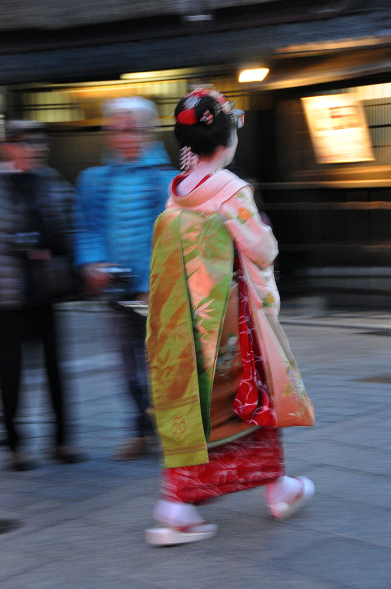 日本京都蓬托丘巷艺妓