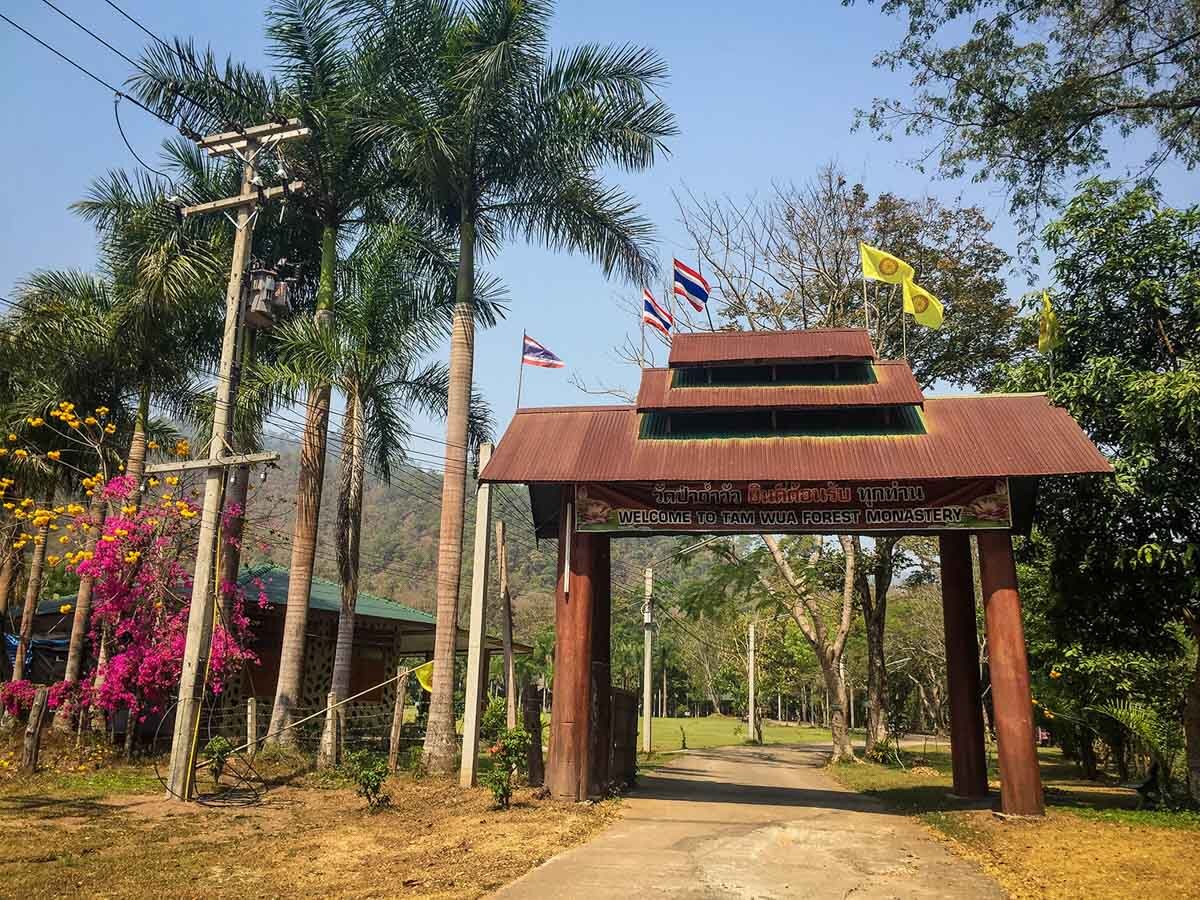 冥想静修泰国森林修道院Wat Pa Tam Wua