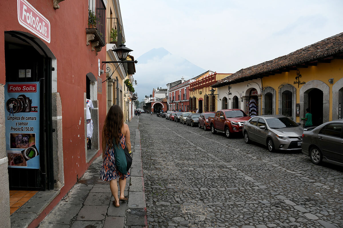 在危地马拉的安提瓜要做的事:走在街上