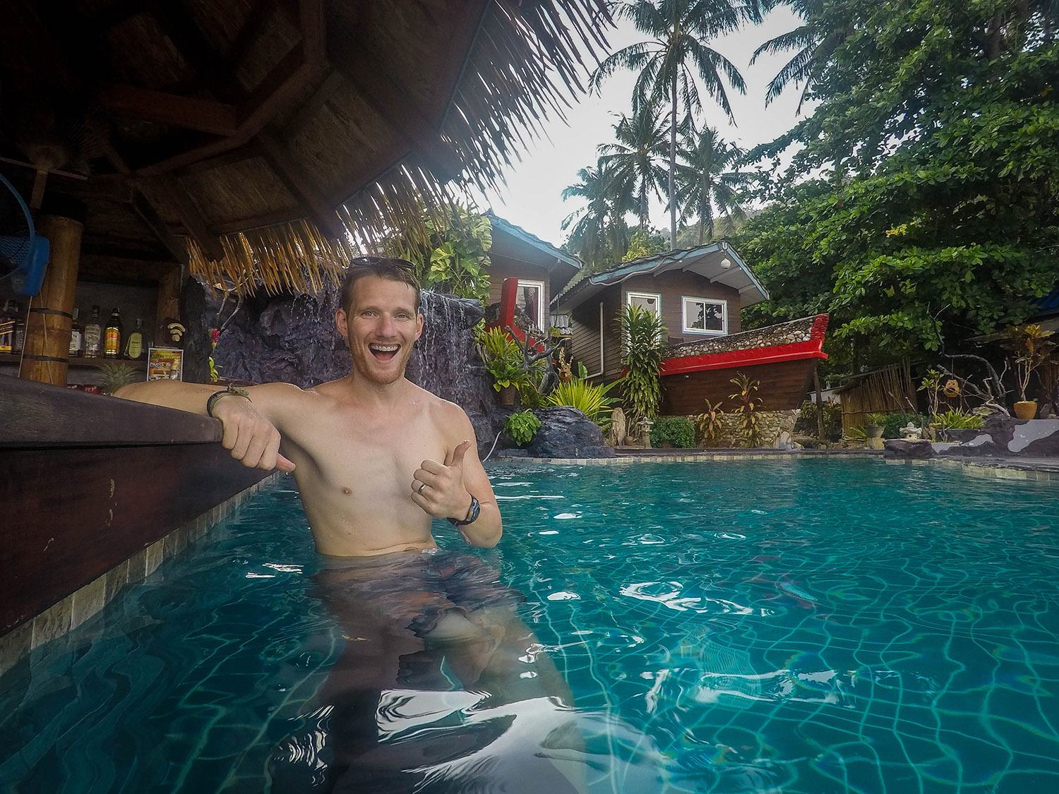 在Koh Lanta泰国海盗天堂泳池派对要做的事情