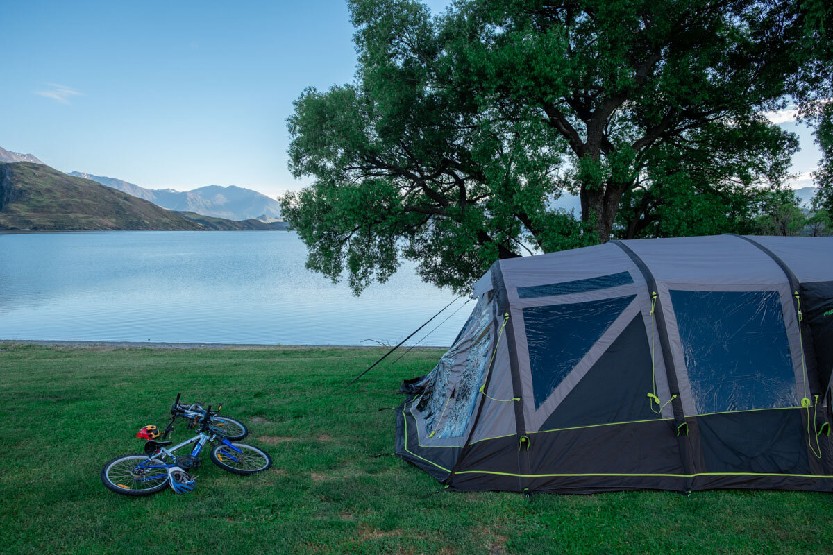 新西兰Campsite: Glendhu Bay Motor Camp | Image by Jennifer Parkes of Backyard Travel Family