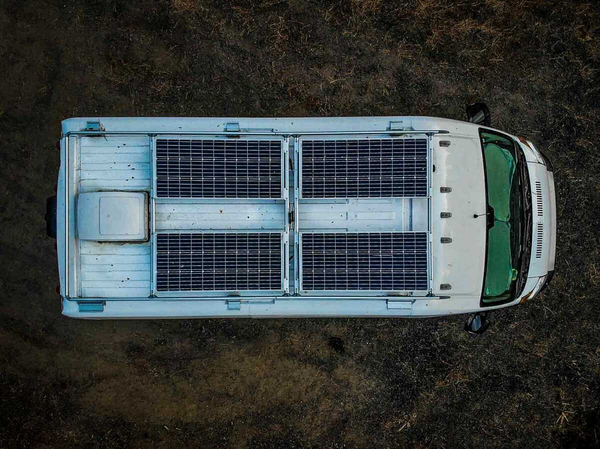 露营车车顶架太阳能电池板