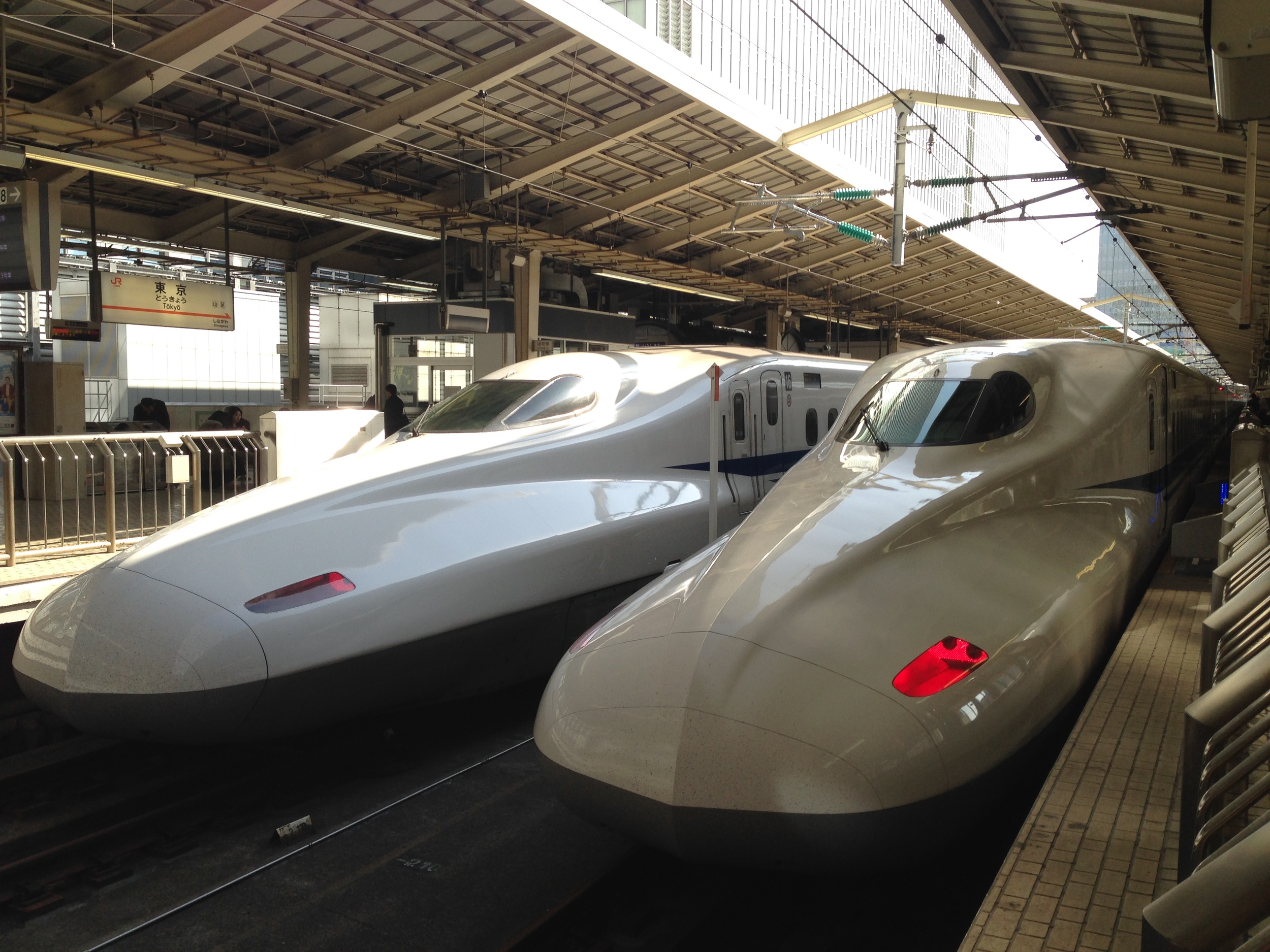 日本乘坐廉价新干线子弹头列车
