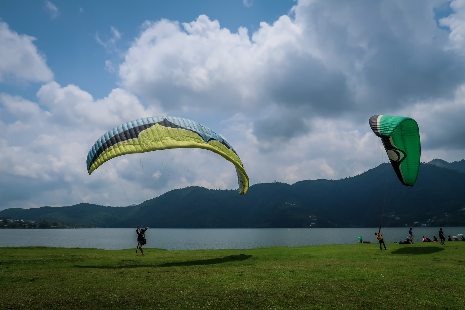 在尼泊尔要做的事情:滑翔伞博卡拉