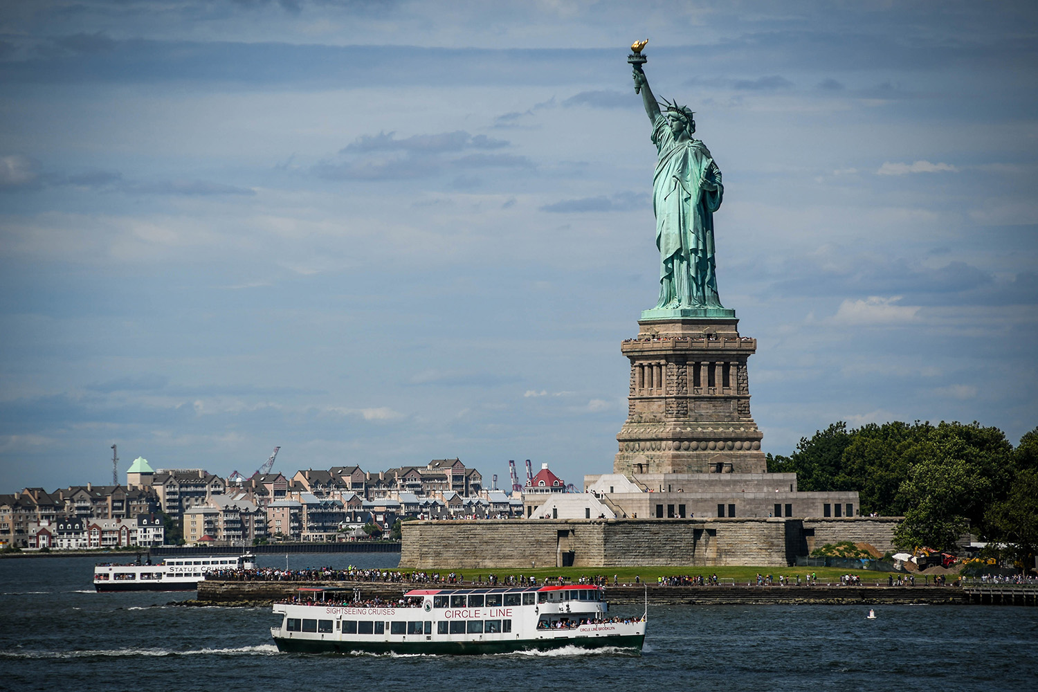 纽约市预算自由女神像