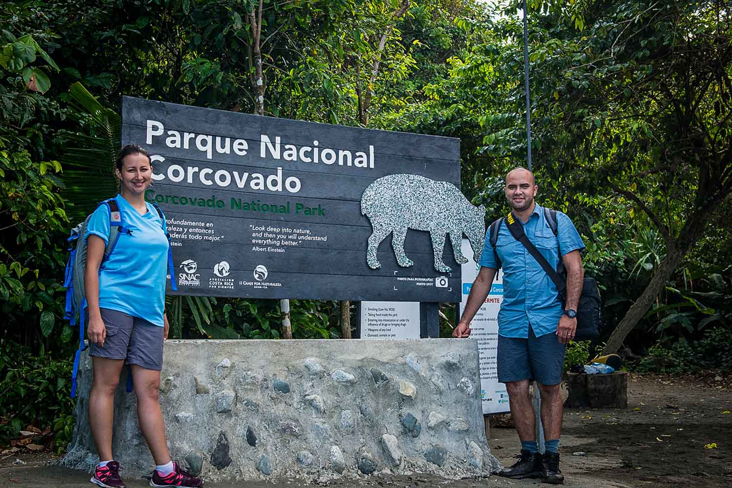Corcovado国家公园的Ligia和Rodrigo
