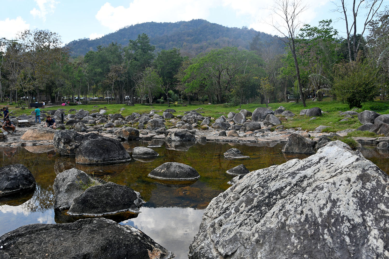 从泰国清迈出发的蔡森温泉公园一日游
