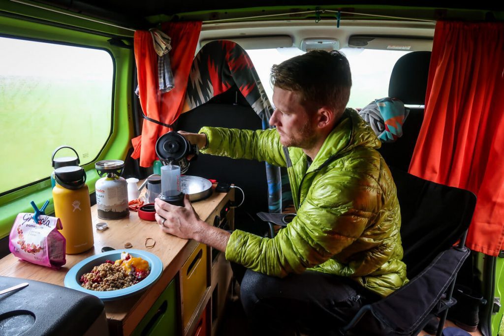 冰岛的食品杂货|在野营车上做饭