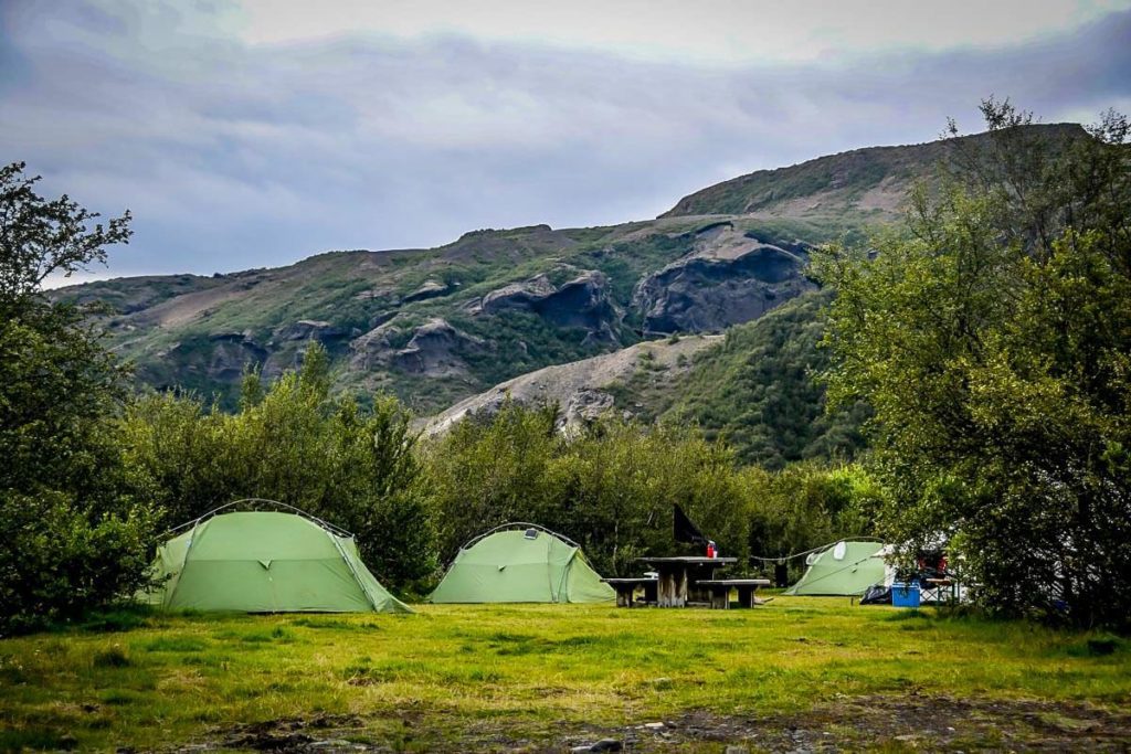 Básar冰岛索尔斯莫克的小屋和营地