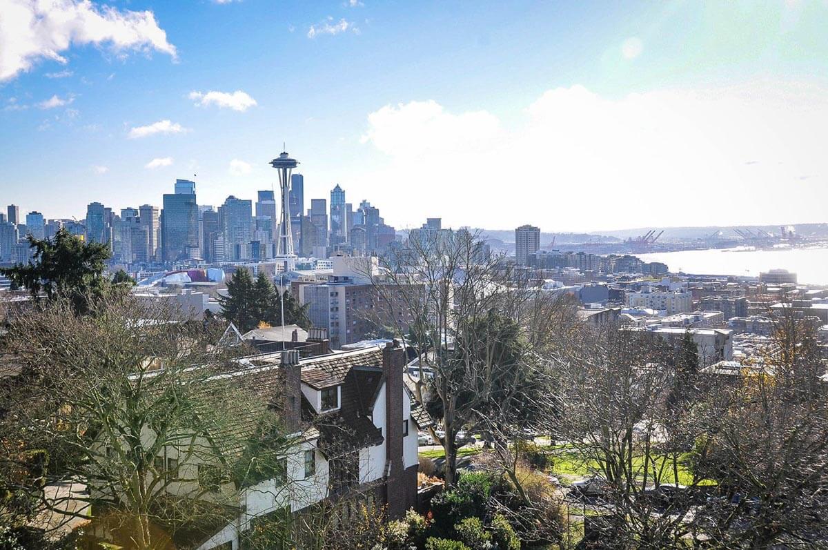 Seattle skyline view from Kerry Park Viewpoint