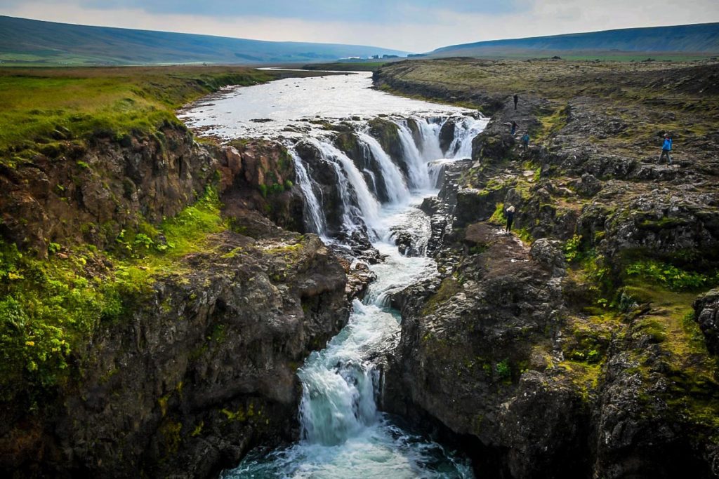 Kolugljúfur峡谷瀑布冰岛