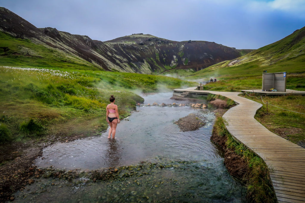 冰岛雷克雅达鲁尔温泉热河