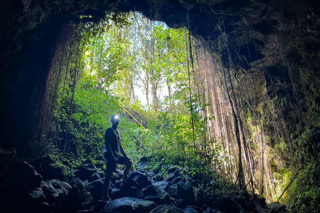 夏威夷大岛考马纳洞穴