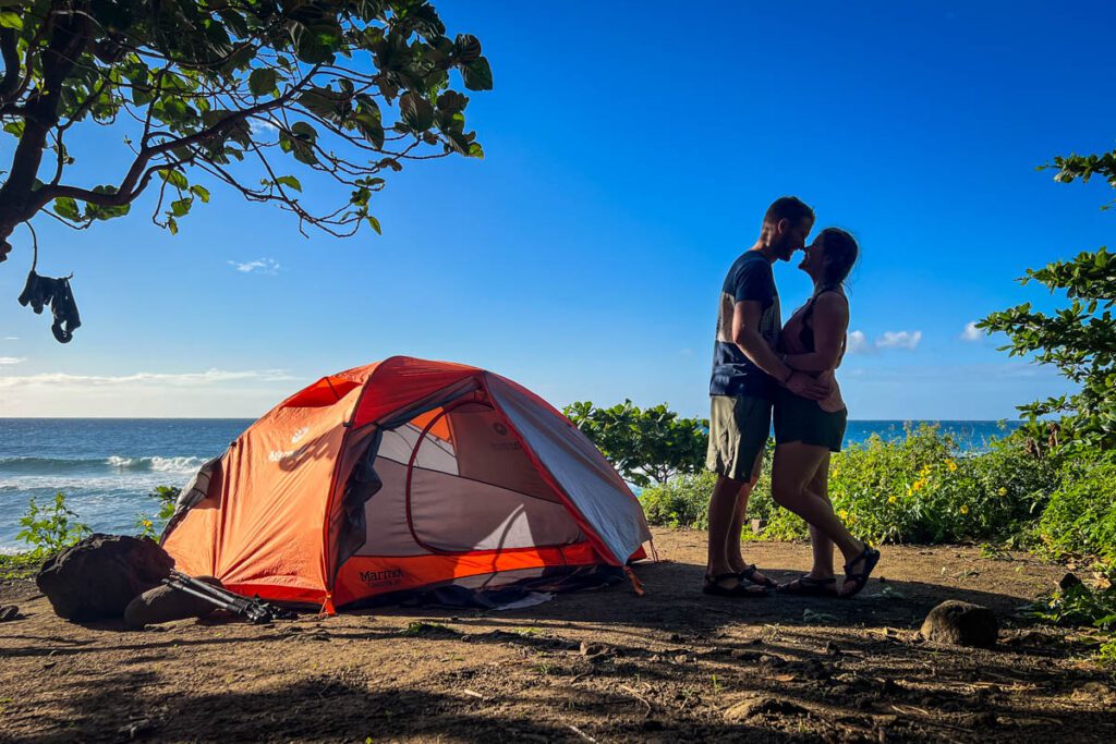 在夏威夷考艾岛的露营帐篷